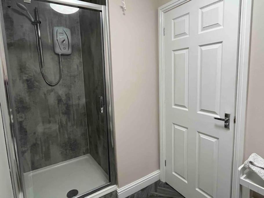 The Print Room, 1 Bedroom Ground Floor Apartment Carlisle  Dış mekan fotoğraf