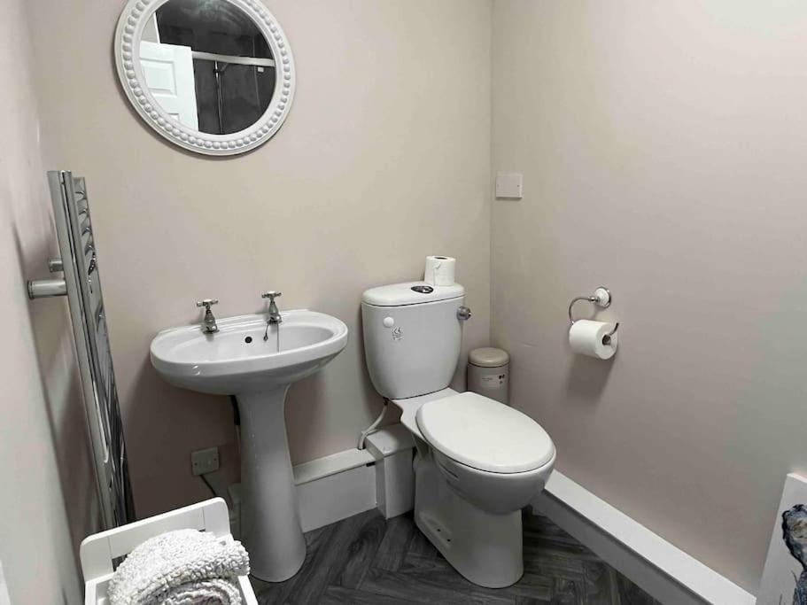 The Print Room, 1 Bedroom Ground Floor Apartment Carlisle  Dış mekan fotoğraf